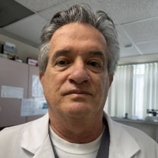 Dr. Carlos E Rivera